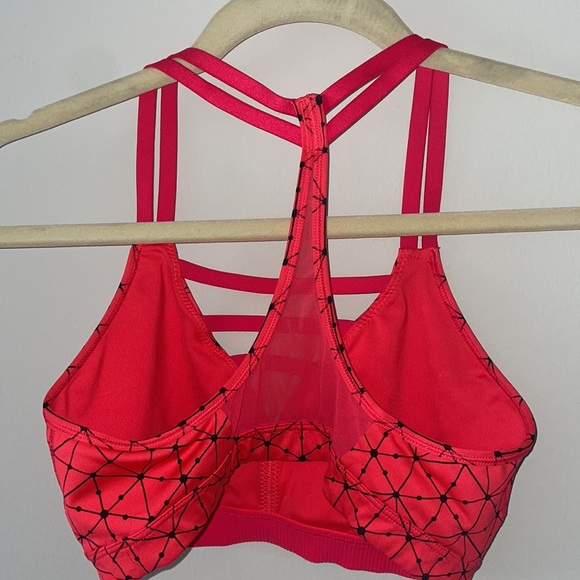 VS Sports Bra! - Picture 2 of 2